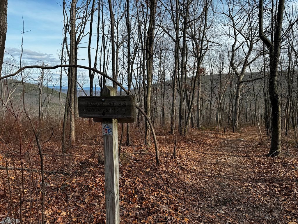 Moreland Gap Rd Crossing.jpg